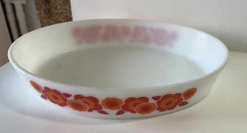 Plat oval four - À,