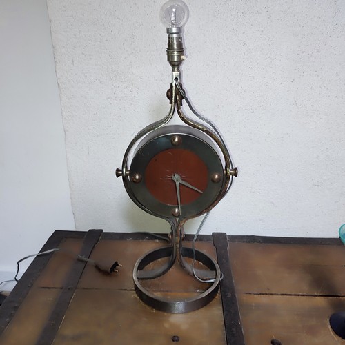 Lampe horloge fer forgé - en,