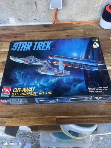 Model kit maquette neuve - neuve, star