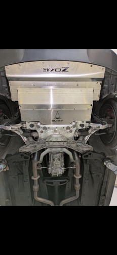 Plaques sous moteur en - ,