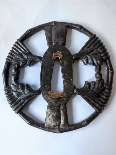 Tsuba katana sukashi théme - tsuba,