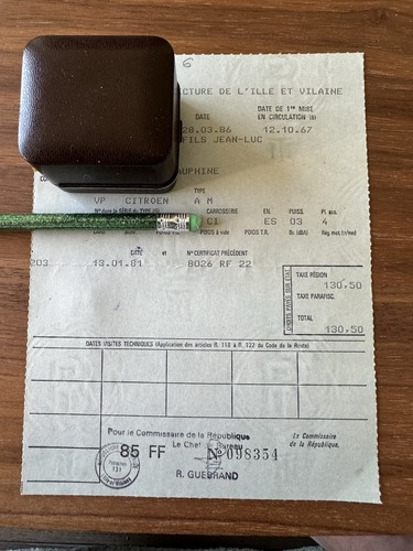 Document administratif - document,