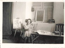 OLD PHOTOGRAPH 1950 GUIANA TO KITTEN BEACH YOUNG WOMAN PAINTER WORKSHOP