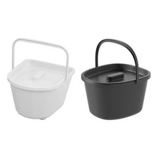 Chaise percée, seau, urinoir