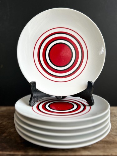 Service assiettes à - de,