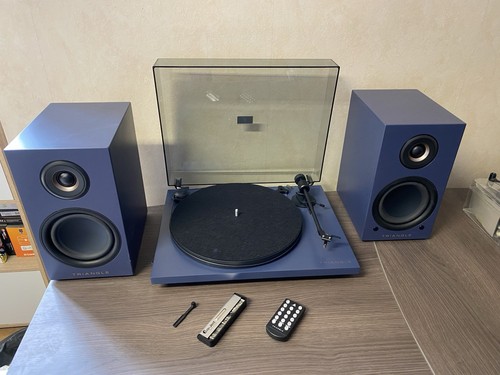 Platine vinyle avec enceintes