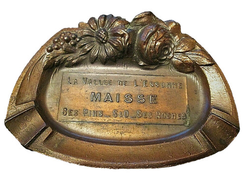 Antique ashtray empty pocket - ashtray-empty-pocket,