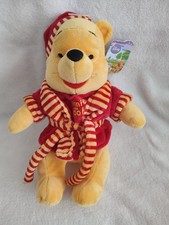 doudou winnie   peignoir rouge