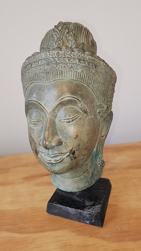 Grande tête bouddha - grande,