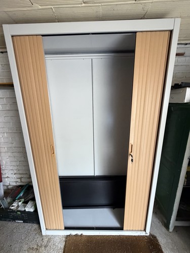 Armoire rangement métal