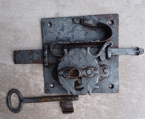Ancienne serrure porte - ancienne, de