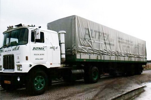 Tekno 76414 mack 700 4x2 - 4x2, +