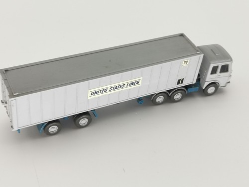 Wiking 87ème tracteur - 1/87ème,