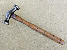 ANCIEN MARTEAU A CLOUER 29,8CM