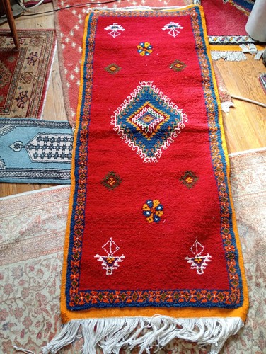 Joli tapis laine noue - noue, la