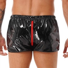 Short en faux cuir noir faux