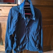 Veste / Coupe-vent à capuche