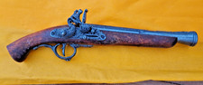 Pistolet ancien décoratif