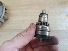 UN GALETS DE DEMARREUR ORIGINE