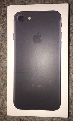 Empty iphone 128 box - 7,