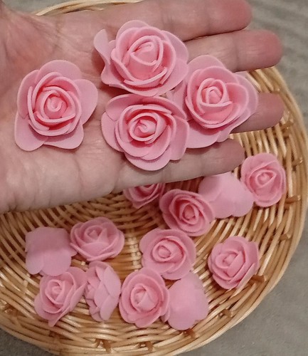 Fleurs roses mousse - fleurs,