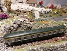 Lima Train Voiture Voyageurs HO