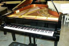 Yamaha 1992 C7 Grand Piano Outlet