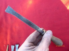 outil ancien de tour à bois