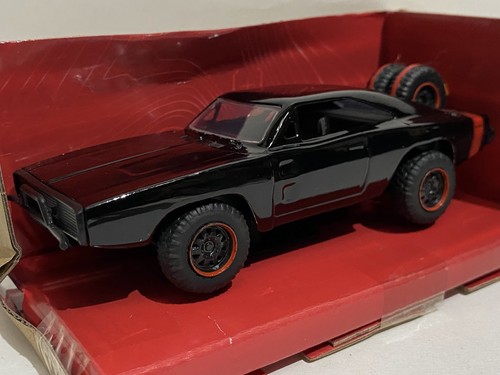Dodge charger t dom - 1:32,