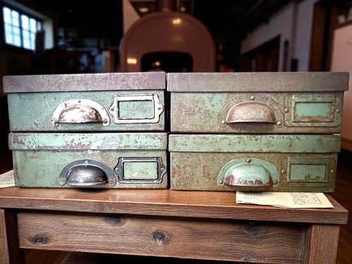 Lot de4 casiers range - lot, document
