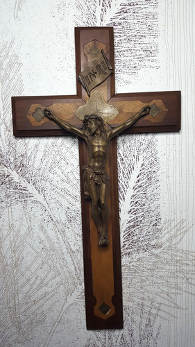 Grand crucifix croix - , en
