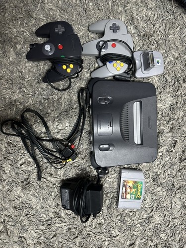 Nintendo console noire - 64,