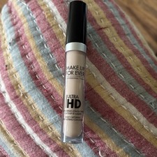 Make Up Forever HD Light Capturing Self Setting Concealer 5mL  shade 20