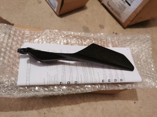 Cache chaine carbone ducati - cache,