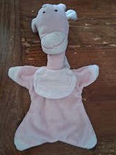 Doudou plat girafe rose bavoir
