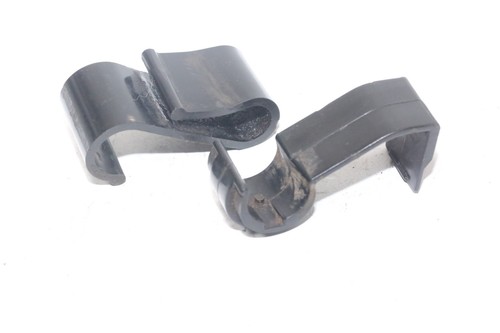 Agrafes support bac batterie - agrafes,