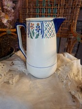 broc /  Pichet a eau  ANCIEN EN PORCELAINE OPAQUE DE GIEN