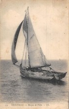 Old postcard 14 FOUVILLE / FISHING BOAT