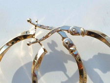 BELLES BOUCLES D'OREILLES