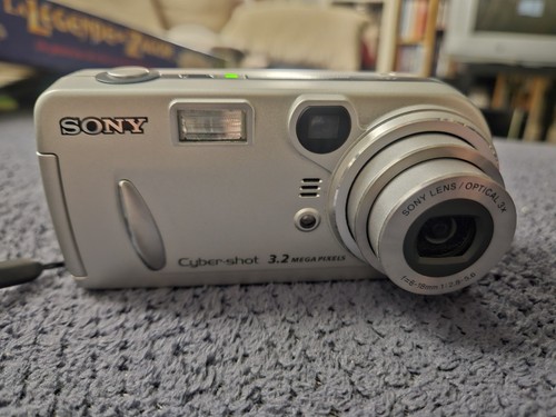 Sony cybershot dsc p72 - sony,