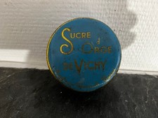 Boite métallique ancienne