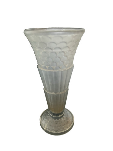 Ancien vase verre moulé - en,