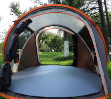 Tente de camping familiale