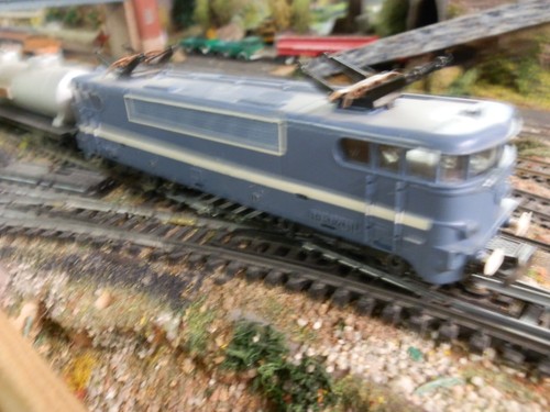 Locomotive 9201 2wagons - locomotive, ho
