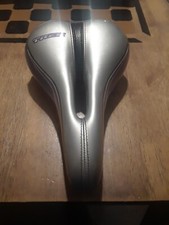 Trek Velo youth dialed  Bike Bicycle Seat Saddle purple 