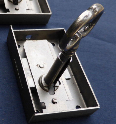 Serrure clef fer porte - , meuble
