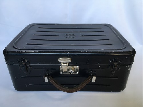 Valise militaire métallique - valise,