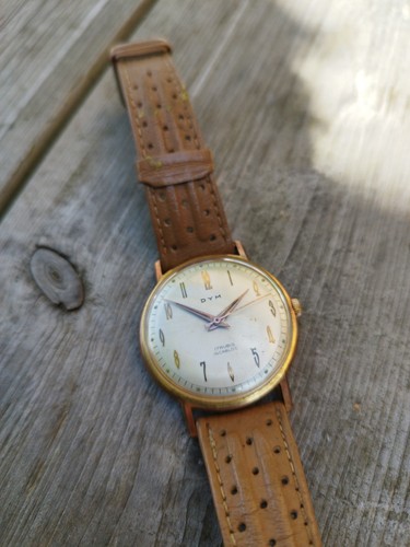 Montre mécanique dym rubis - mécanique,