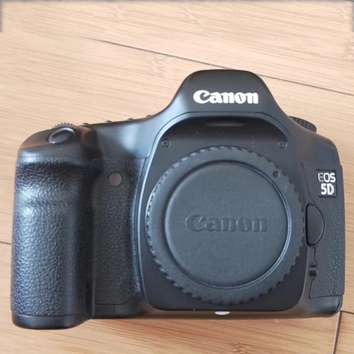 Canon eos 8mp full - 12.8mp,