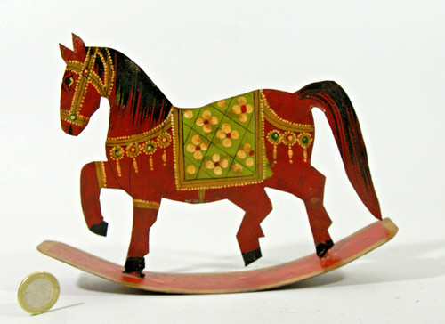 Ancien cheval bascule - bascule, en